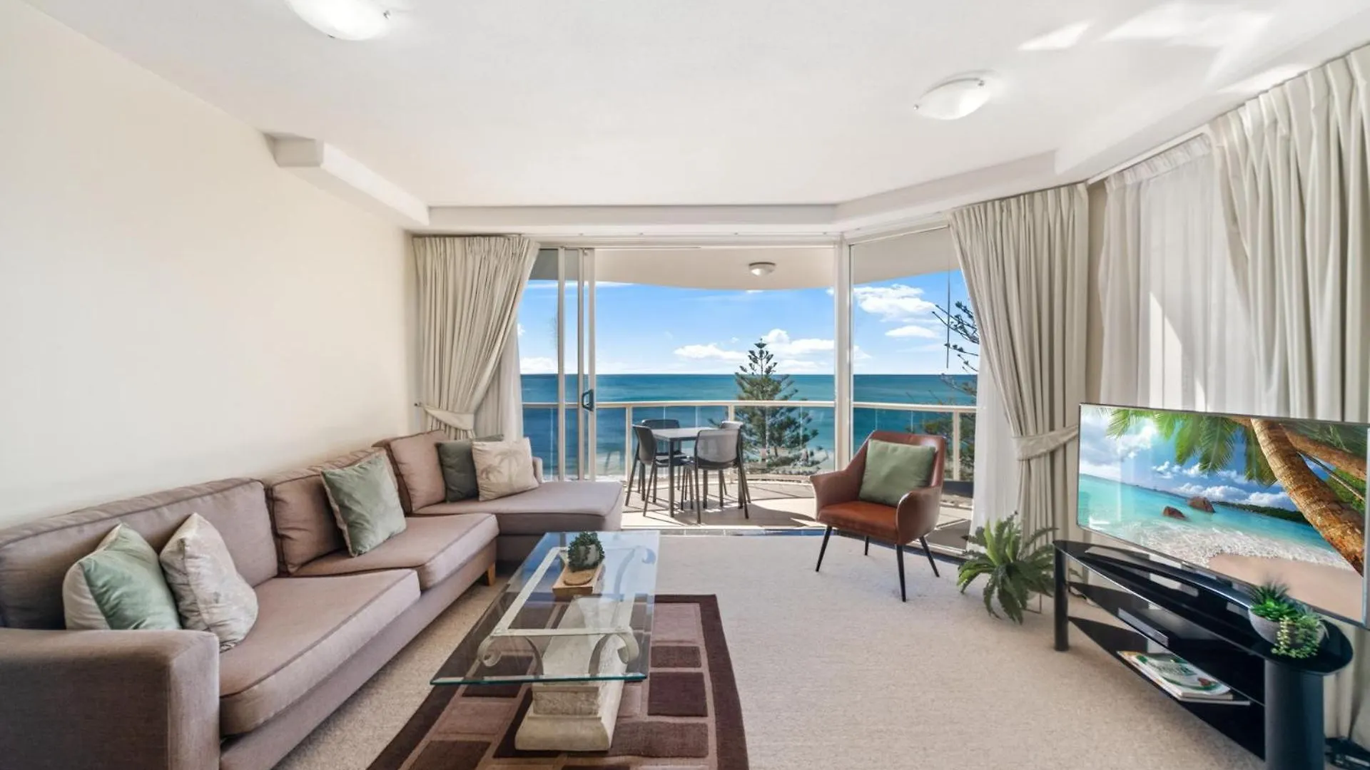 Zanzibar 905, Ocean Front 2 Bedroom Apartment Мулулаба 0*,  Австралия